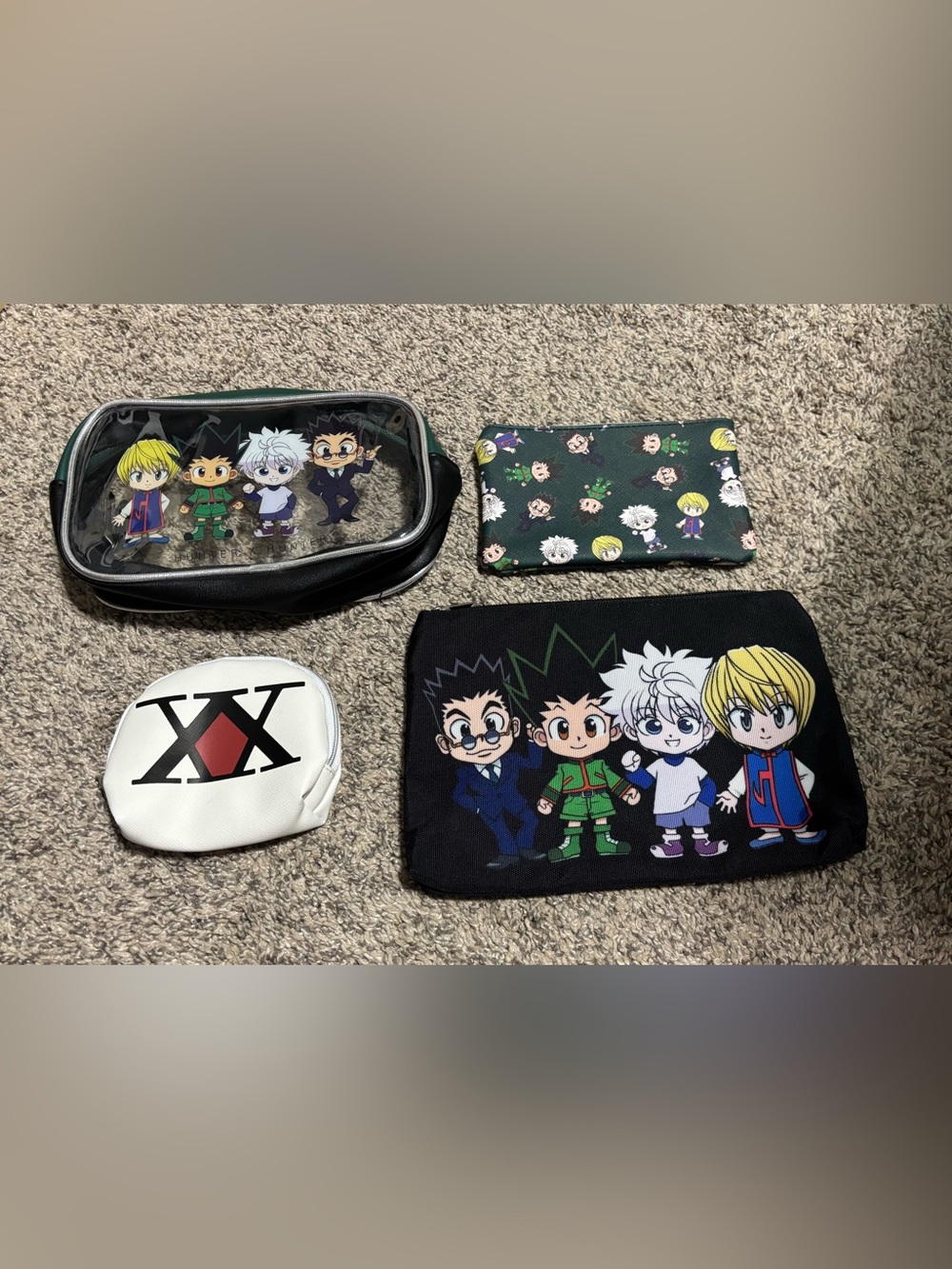 Hunter X Hunter - 4 zippered pouches - All new without tags